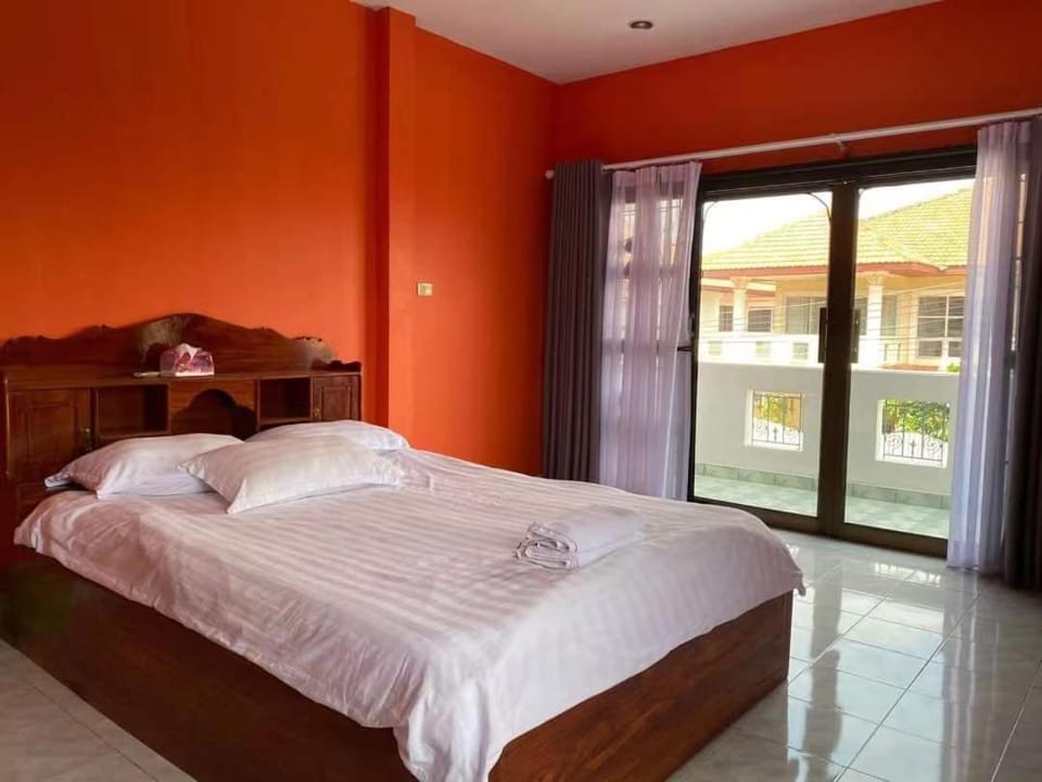 Colosseum show 5BR villa,BBQ,SNOOKER Villa in Pattaya City