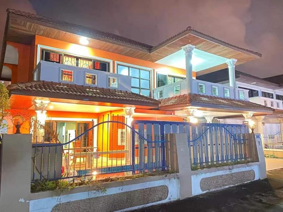 Colosseum show 5BR villa,BBQ,SNOOKER Villa in Pattaya City