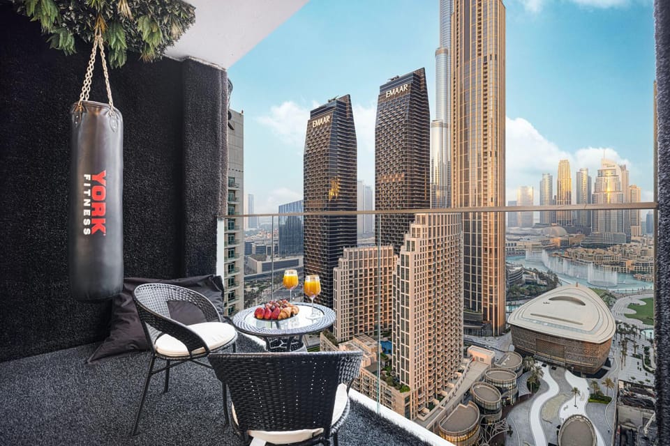 Kabene Exotic, Burj Khalifa & Fountain View, 5 Starts, 4 Bedroom, Best In Dubai Apartment in Dubai