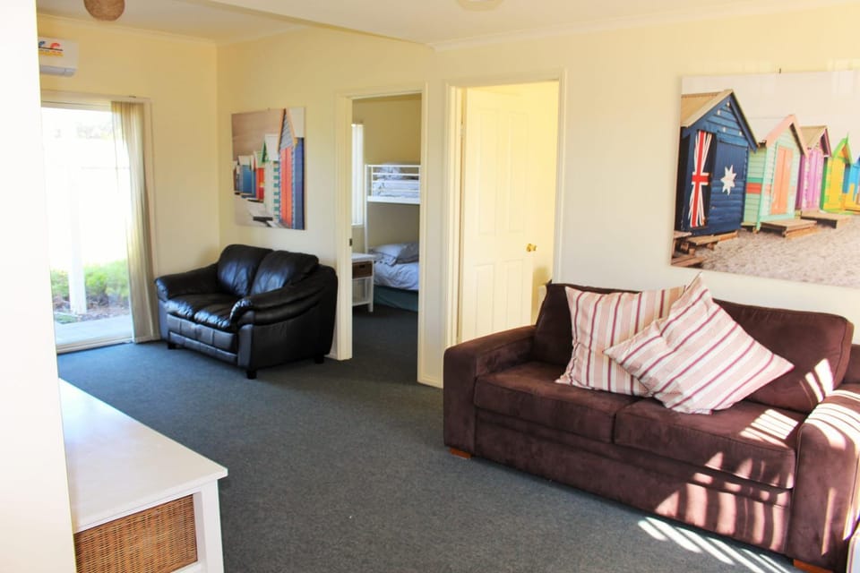 Alton Seas 67 Hargreaves Rd Middleton - No Linen Included House in Middleton