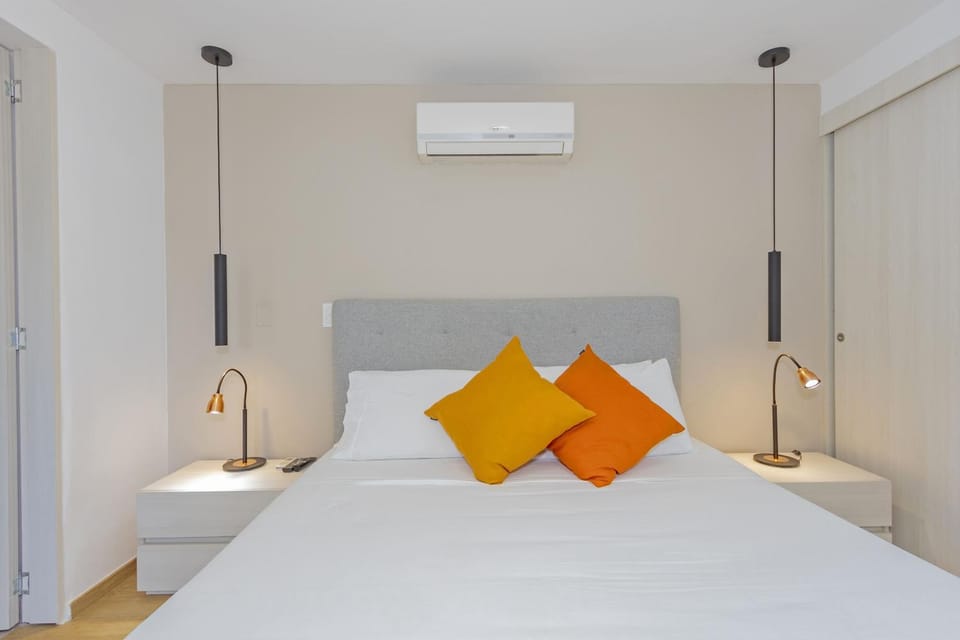 Bed, Bedroom, air conditioner