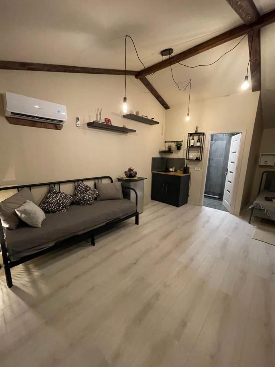 317 Accommodation House in Brașov County