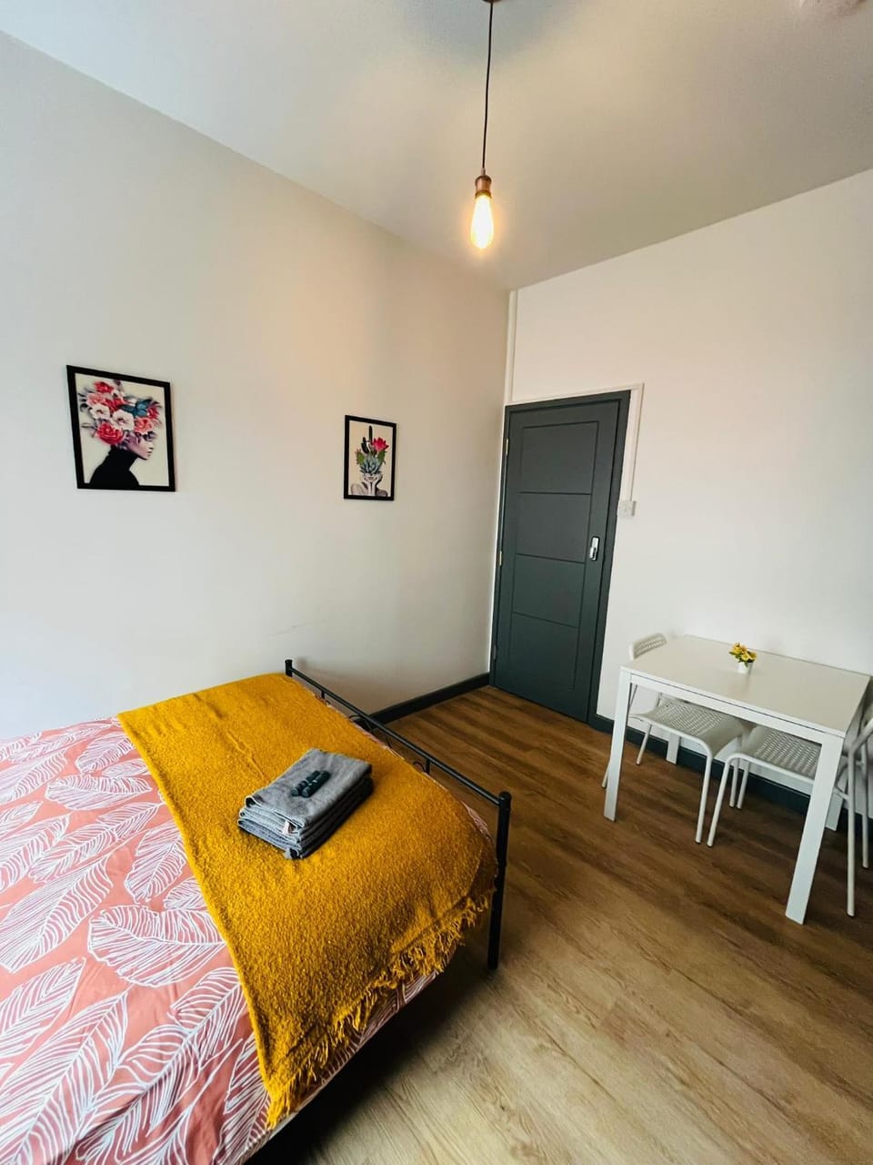 Bed, Bedroom