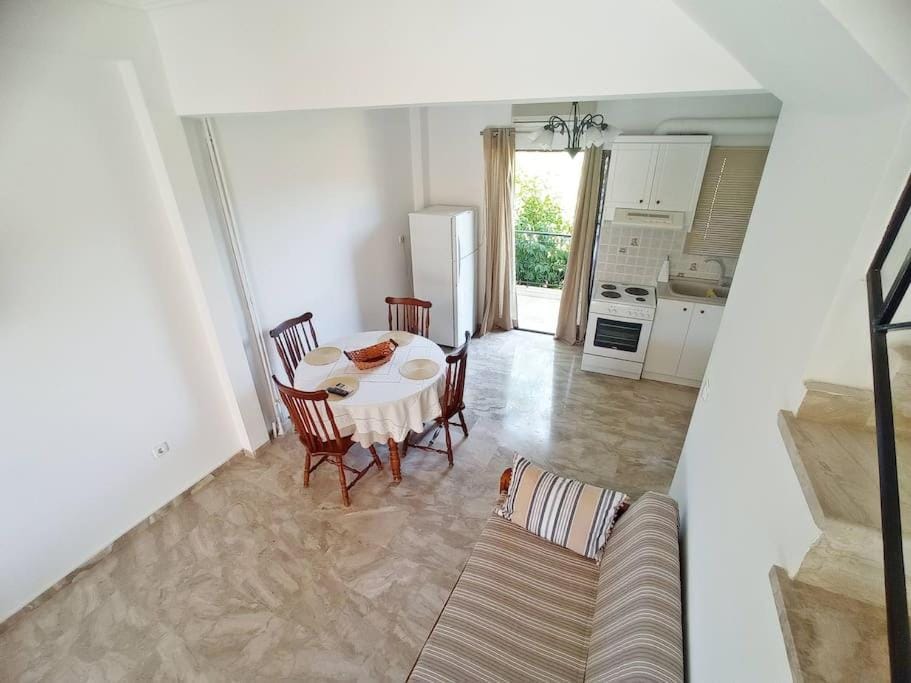 Lechaio Beach Corinth maisonette - Building B Apartment in Euboea