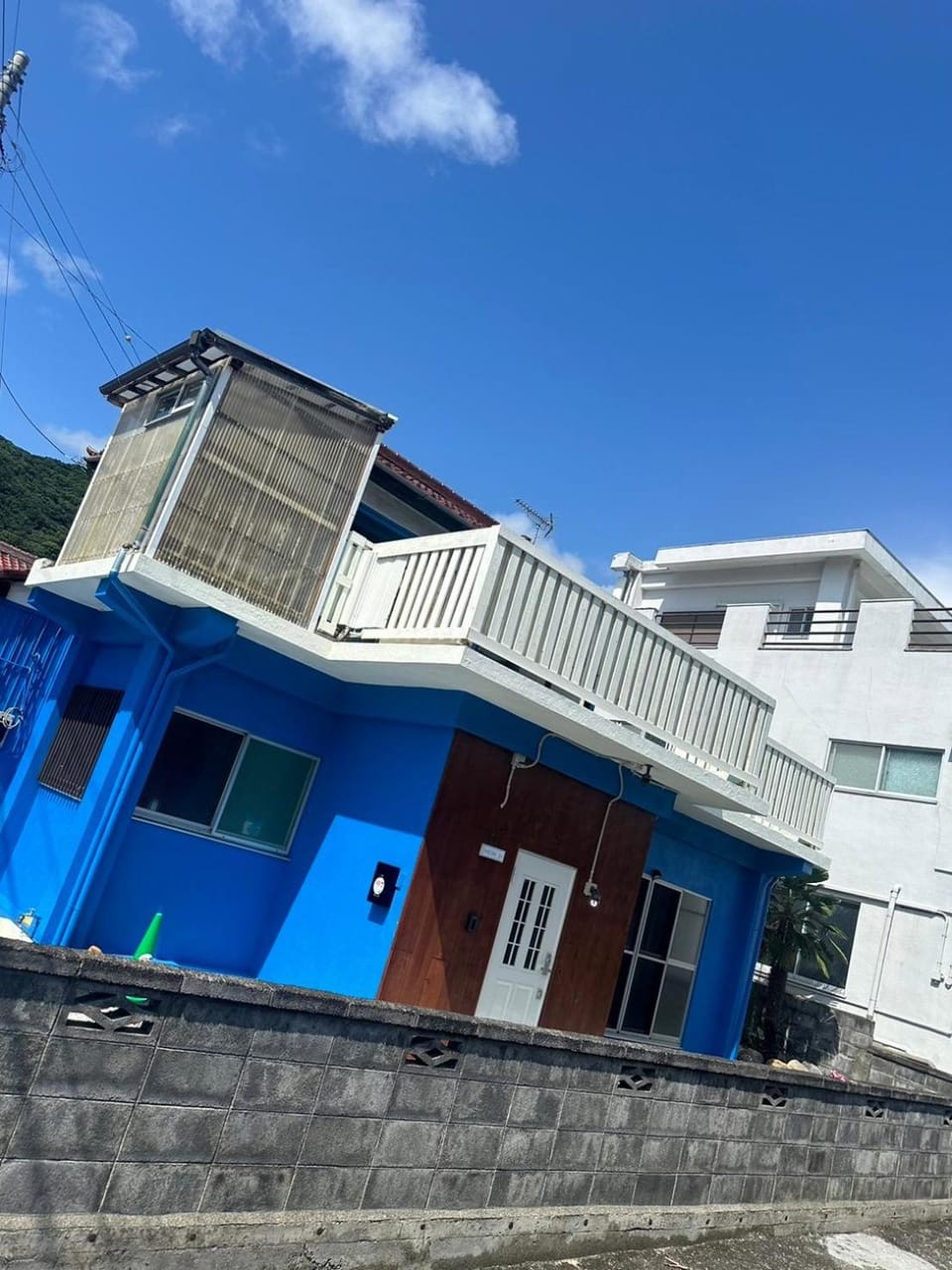 Property building, Day