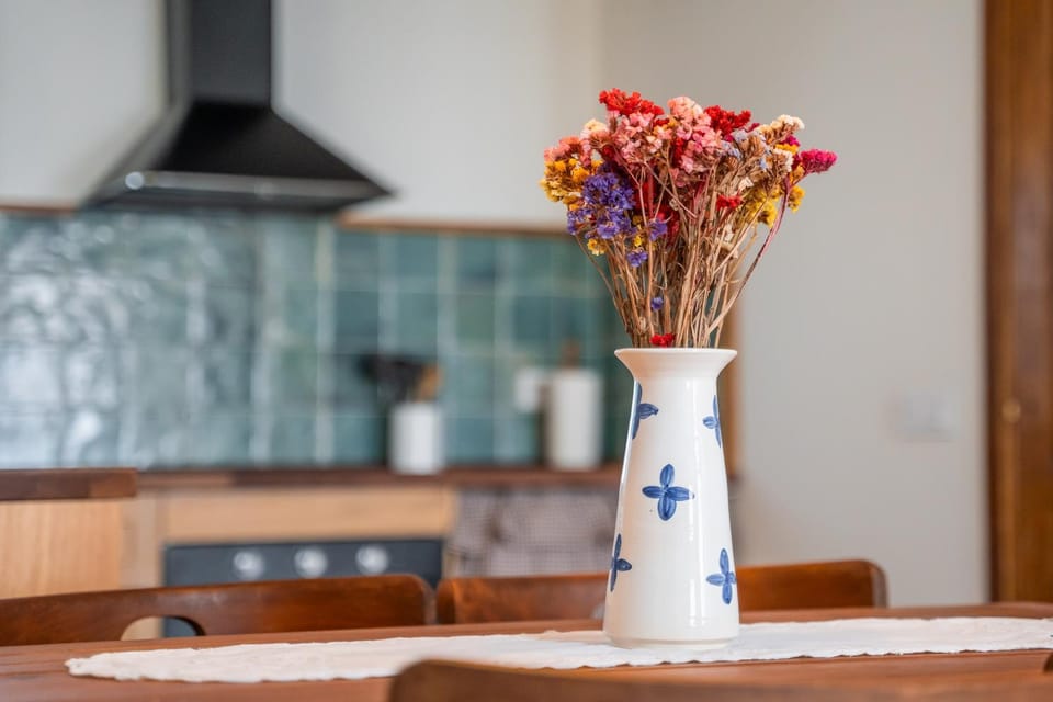 Kitchen or kitchenette, Decorative detail