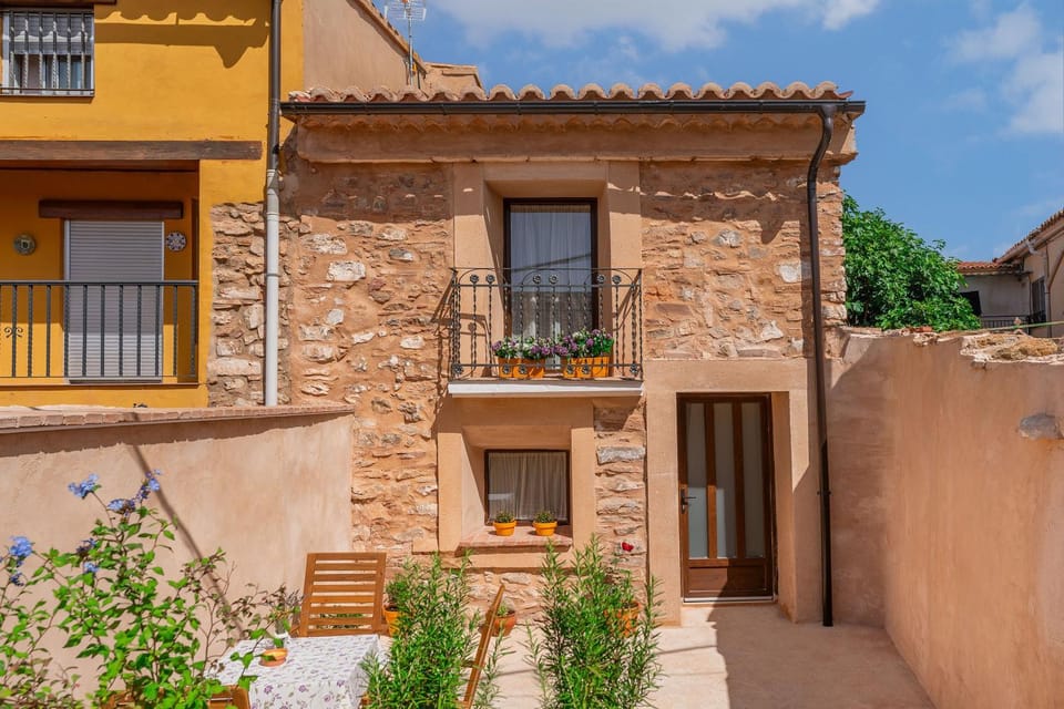 Property building, Balcony/Terrace
