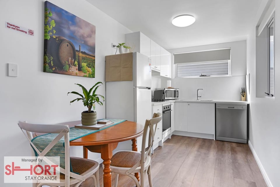 Kitchen or kitchenette, Dining area, dishwasher, oven, stove, toaster