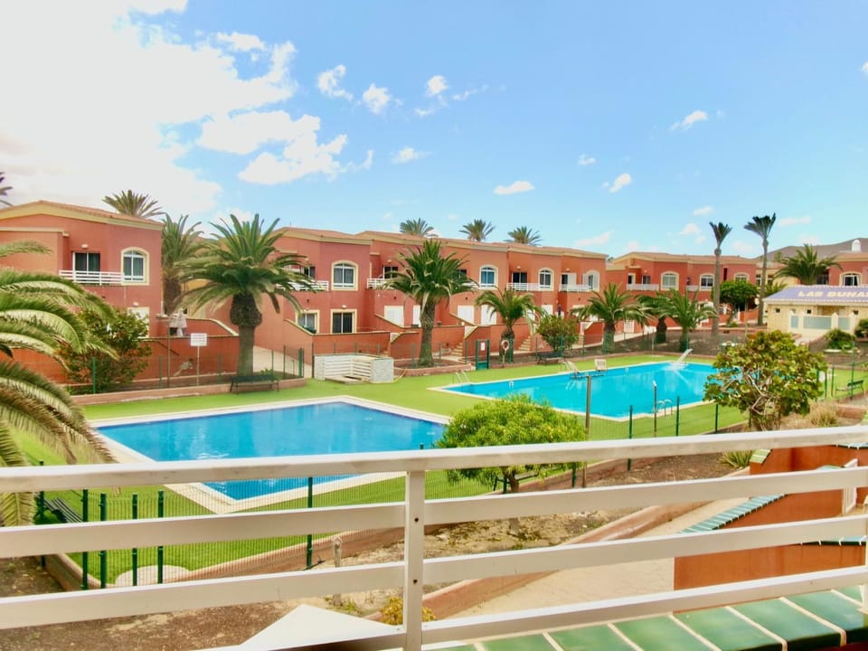 View (from property/room), Pool view