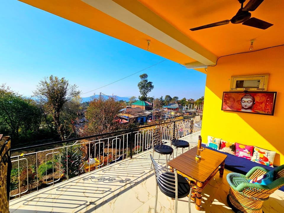 Dadi Homestay 360 Mountain View Vacation rental in Punjab, India