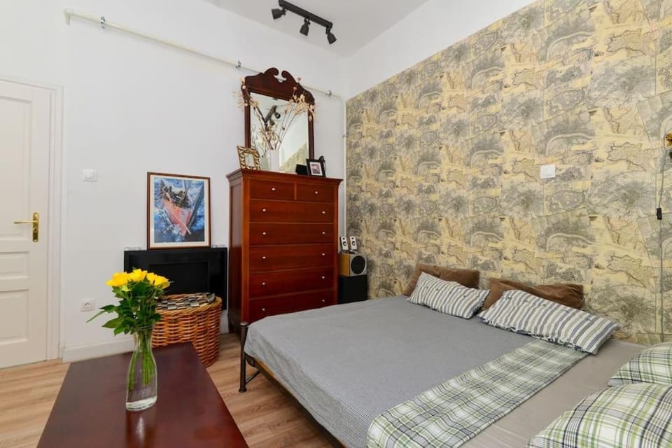 Castle hill garden studio House in Budapest
