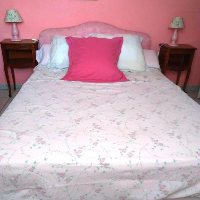 Bed, Night, Bedroom, cot