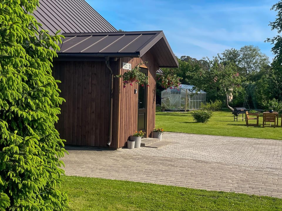 Property building, Garden view