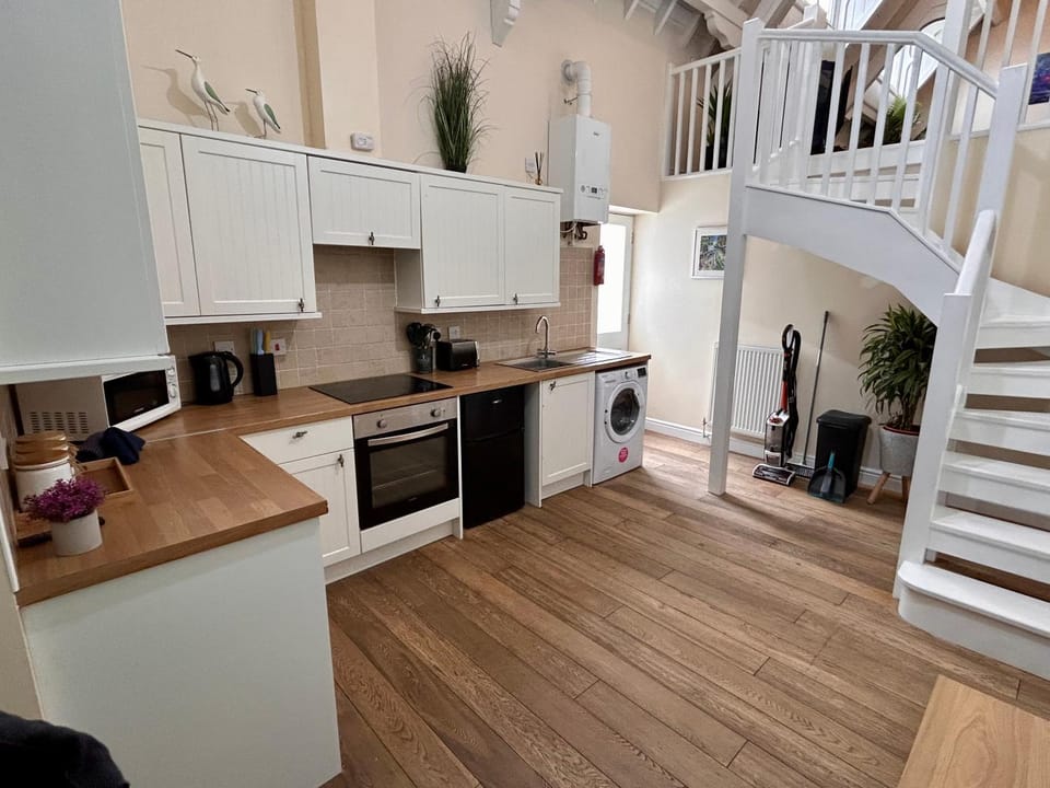 Seaside Chapel Escape Character Home Near Beach Sleep 5 House in Great Yarmouth