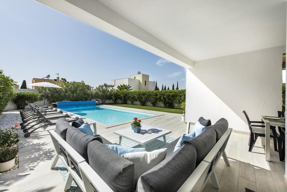 Pool view, Swimming pool