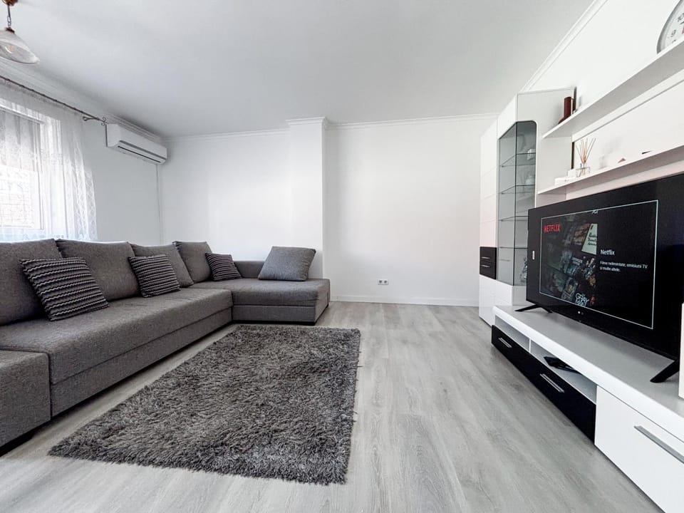 Central Comfort Private Parking, AC, Wi-fi Apartment in Cluj-Napoca