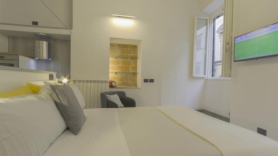TV and multimedia, Kitchen or kitchenette, Photo of the whole room