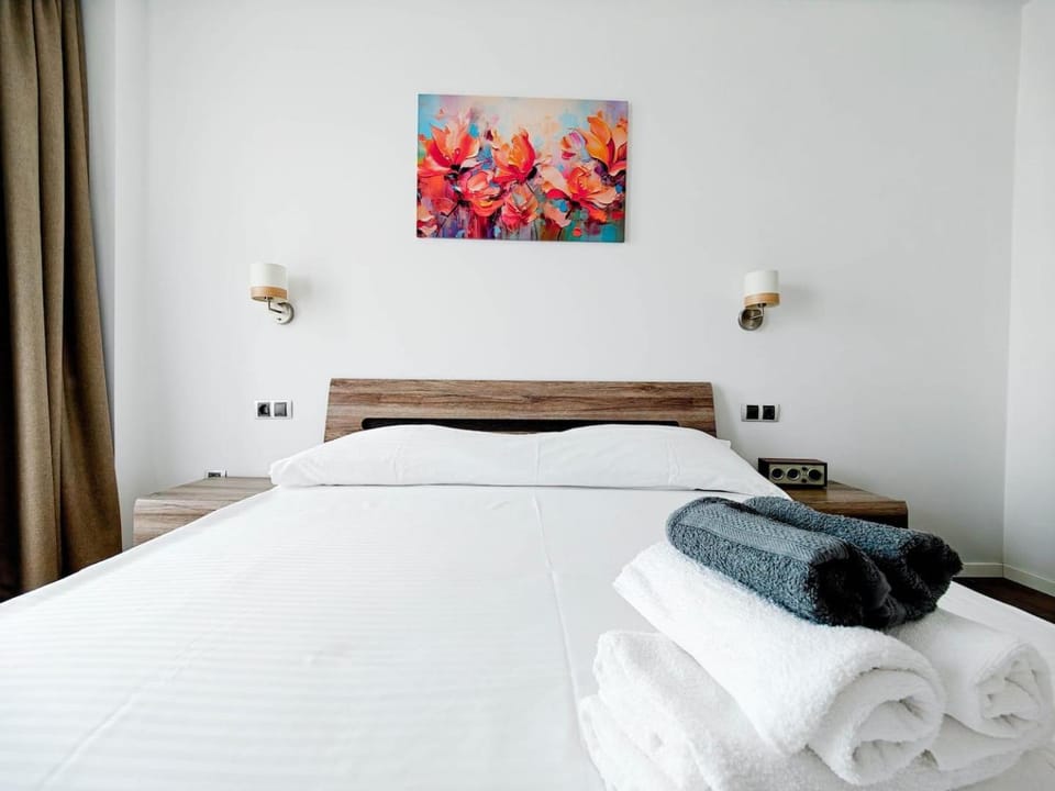 Lakeside Apartment by Iulius Mall-Private Parking Apartment in Cluj-Napoca