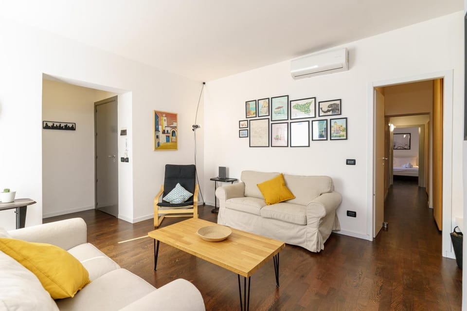 Living room, air conditioner