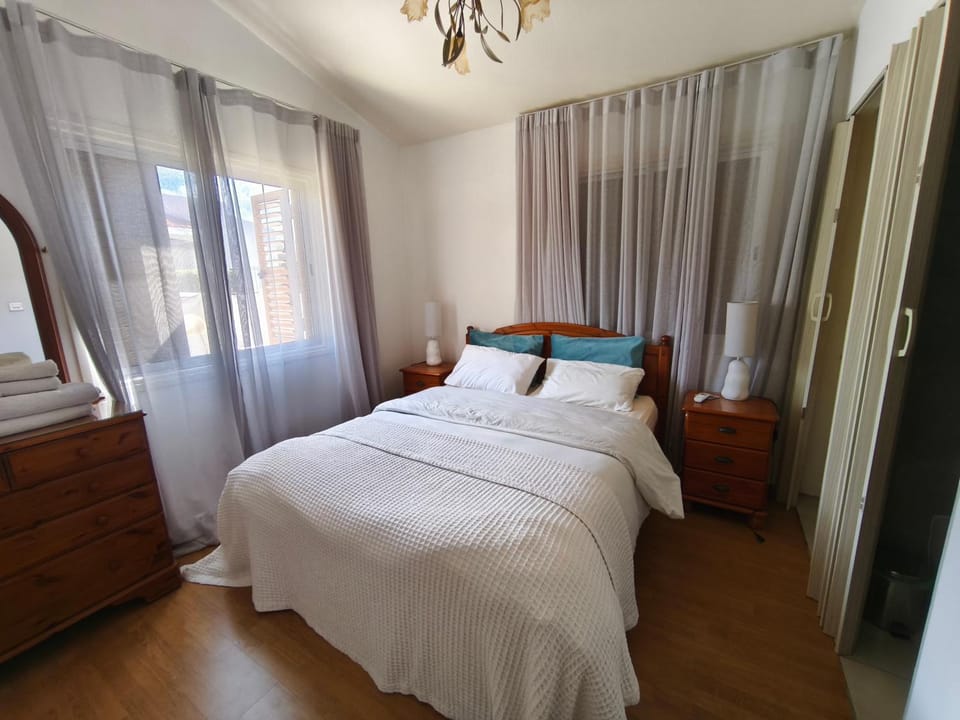 Seabreeze Villa House in Peyia