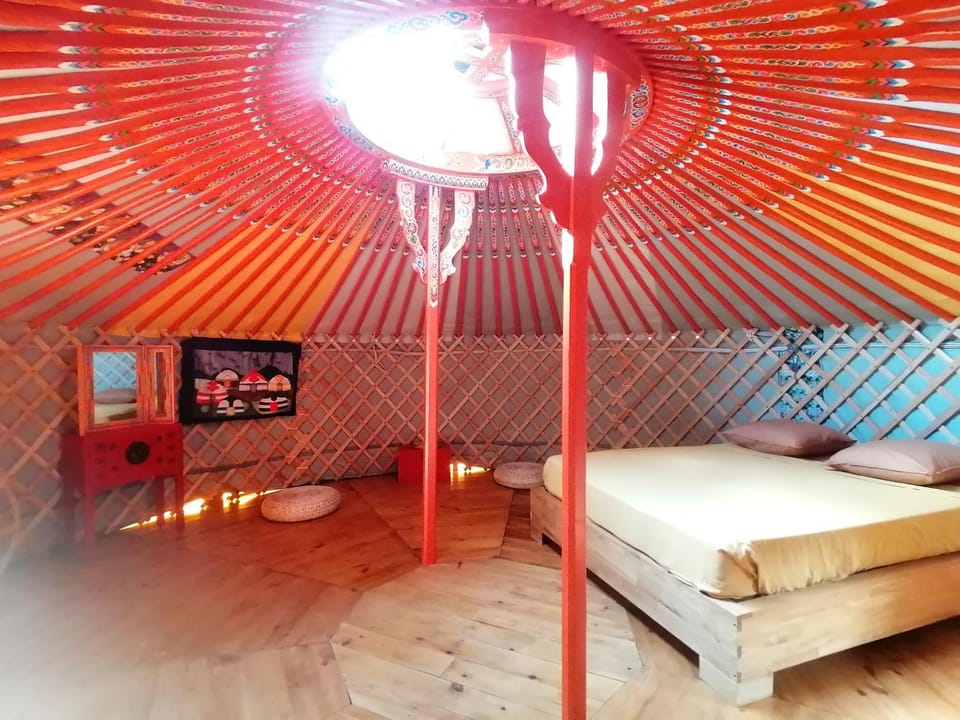 Yourte Mongole aux Nuits Insolites d'Argoumbat Campground/ 
RV Resort in Occitanie