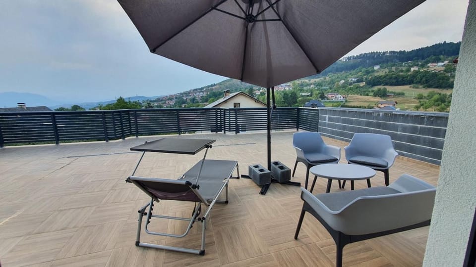 Natural landscape, View (from property/room), Balcony/Terrace, Balcony/Terrace, Mountain view, sunbed