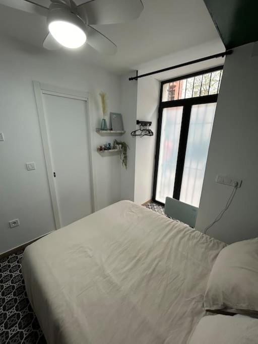 Apartamento con 8 habitaciones y 5 baños Apartment in Madrid