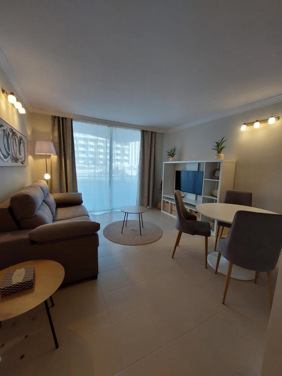 TV and multimedia, Living room, Dining area