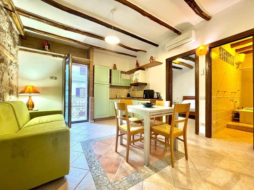 Kitchen or kitchenette, Living room, Dining area