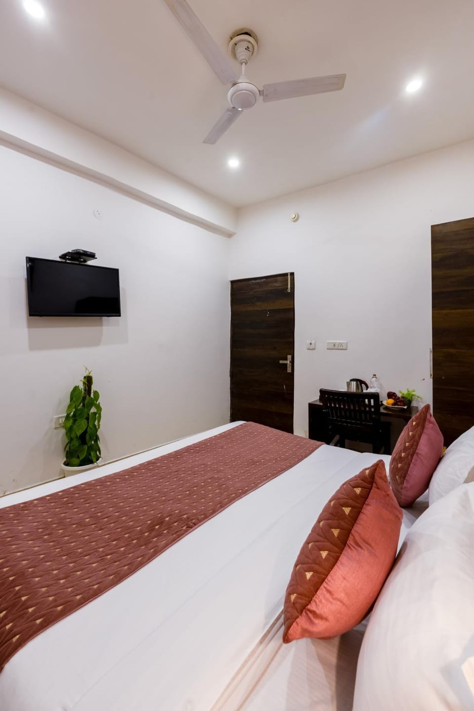 Hotel Kiara - Near Delhi Airport Hotel in New Delhi