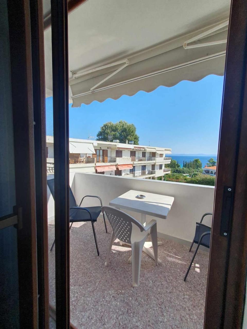 Natural landscape, Balcony/Terrace, Dining area, Sea view