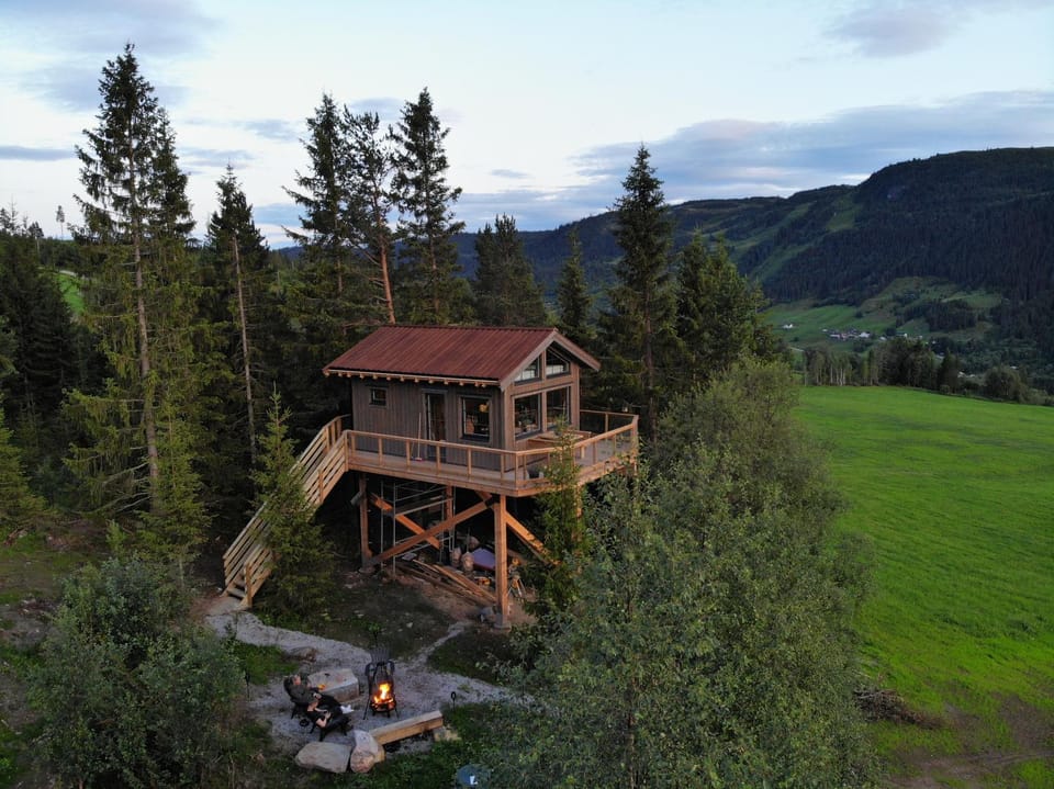 Property building, Natural landscape, BBQ facilities