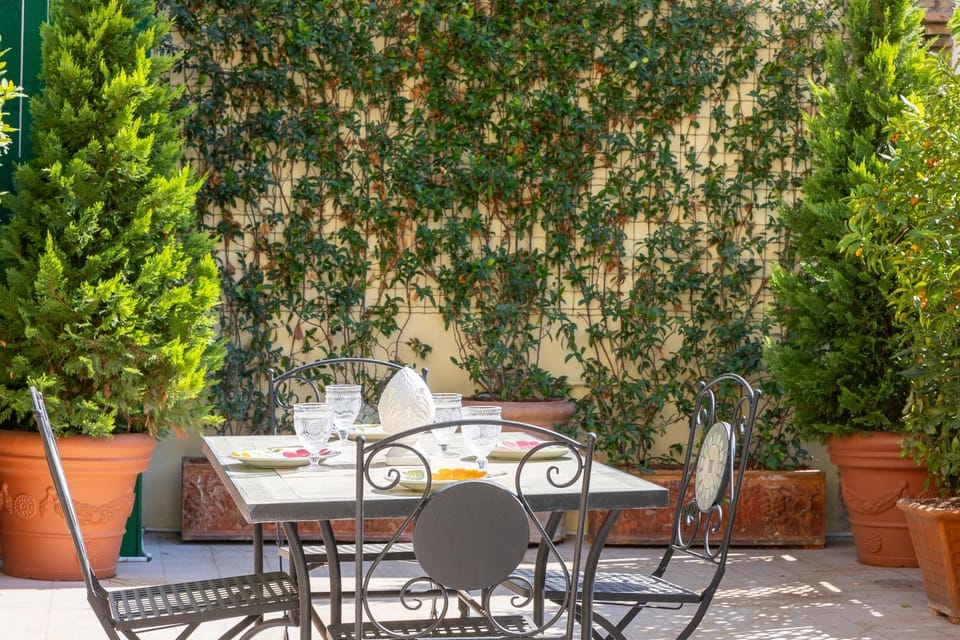Patio, Seating area, Dining area
