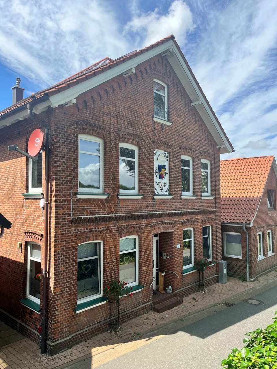 Property building, Street view