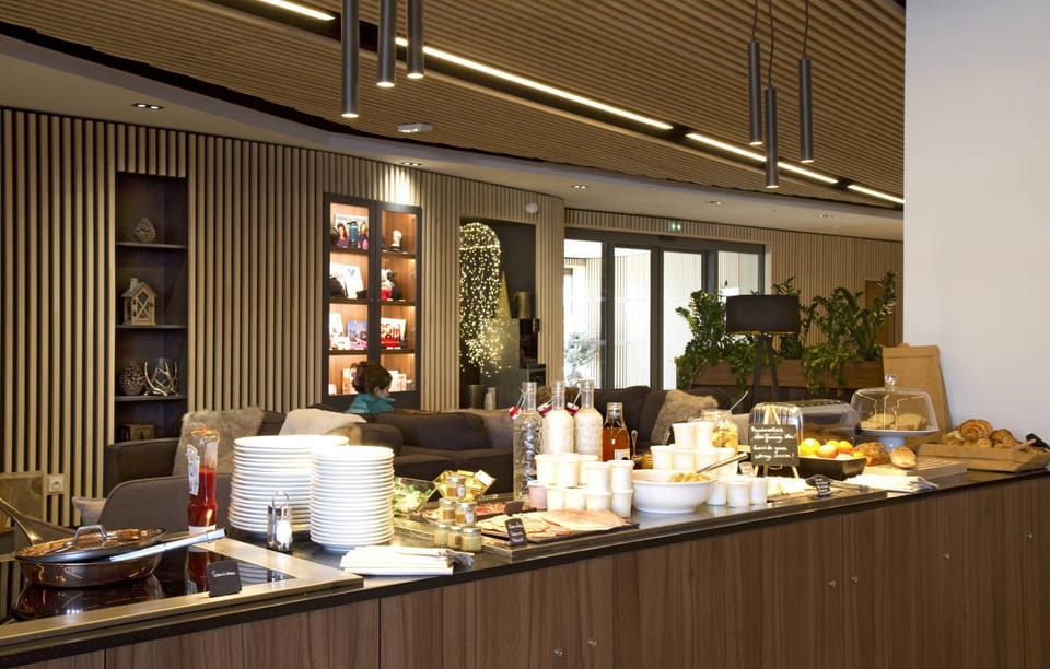 Buffet breakfast