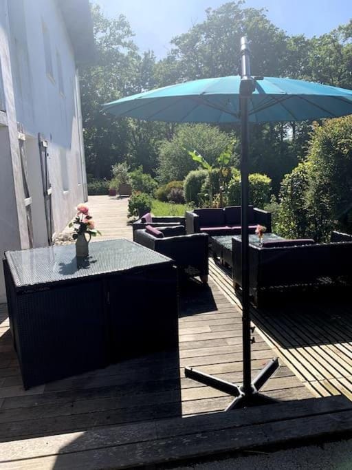 Patio, Garden, Balcony/Terrace, Seating area, Dining area