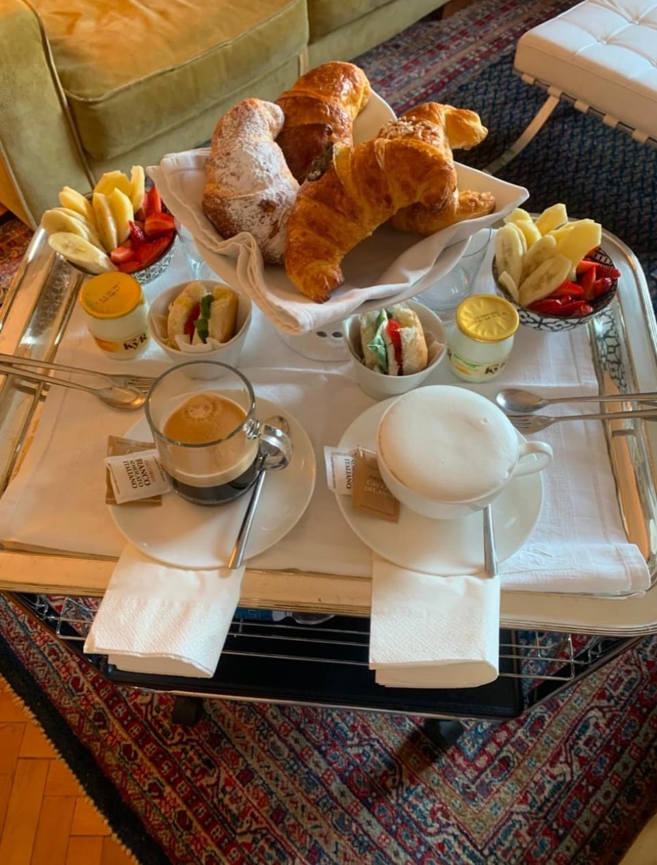 Food and drinks, Food, Breakfast, Continental breakfast, Drinks
