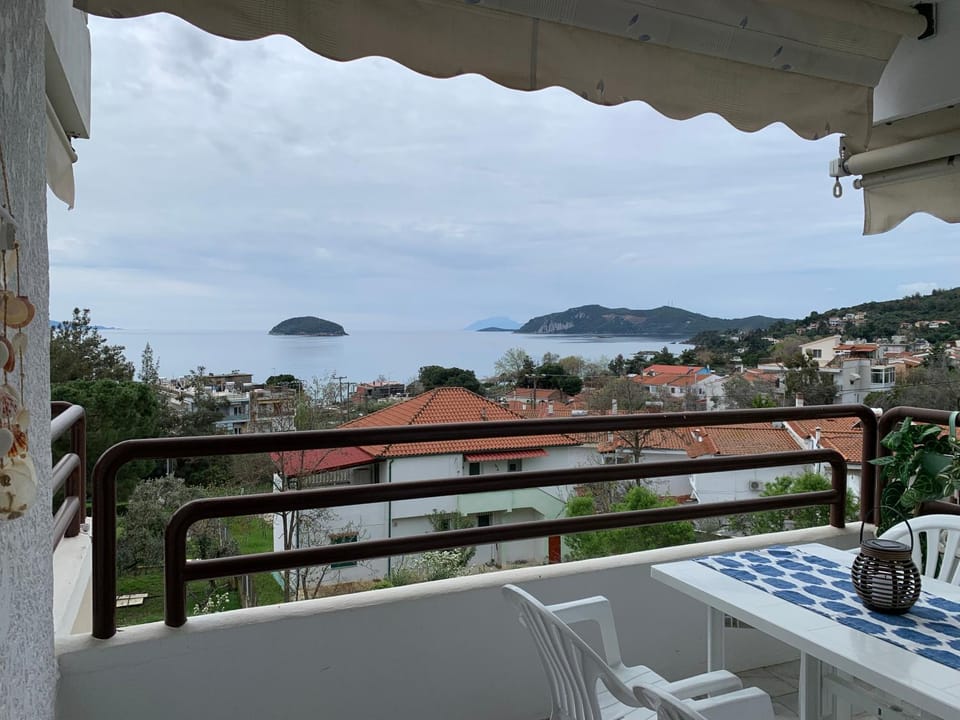 Balcony/Terrace, Sea view, Sea view, Location