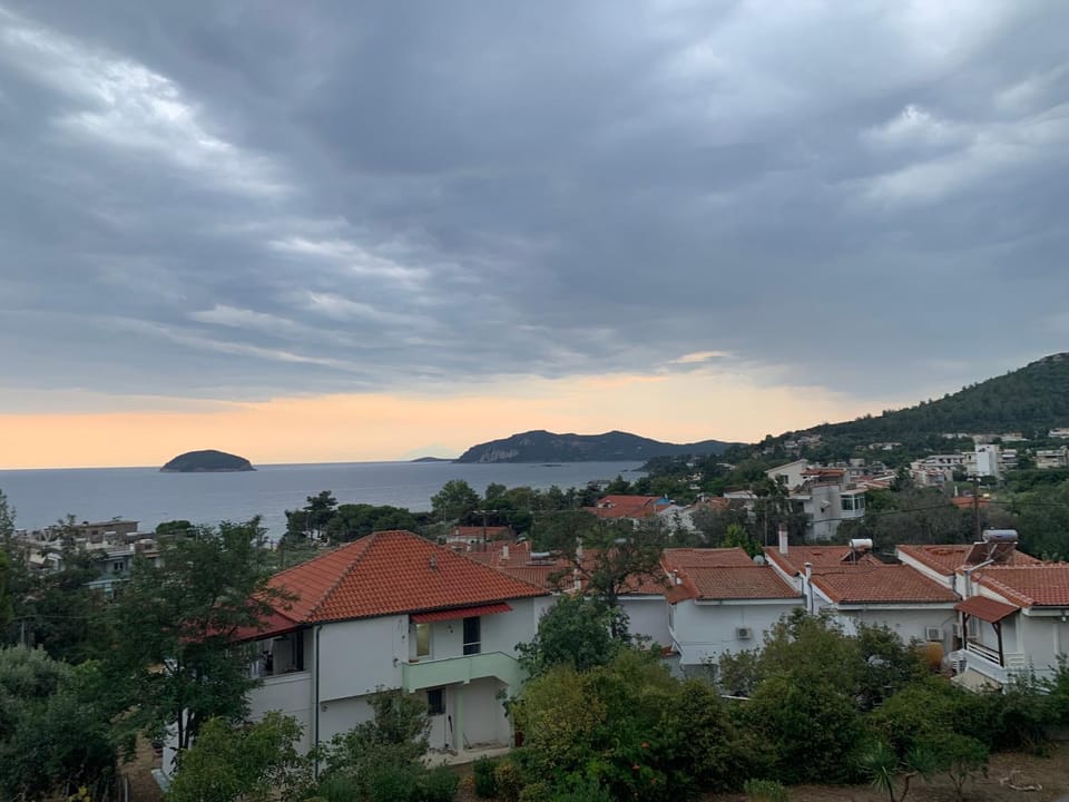 Sea view, Sea view, Location