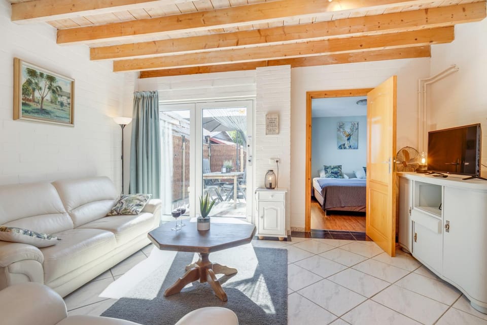 TV and multimedia, Seating area