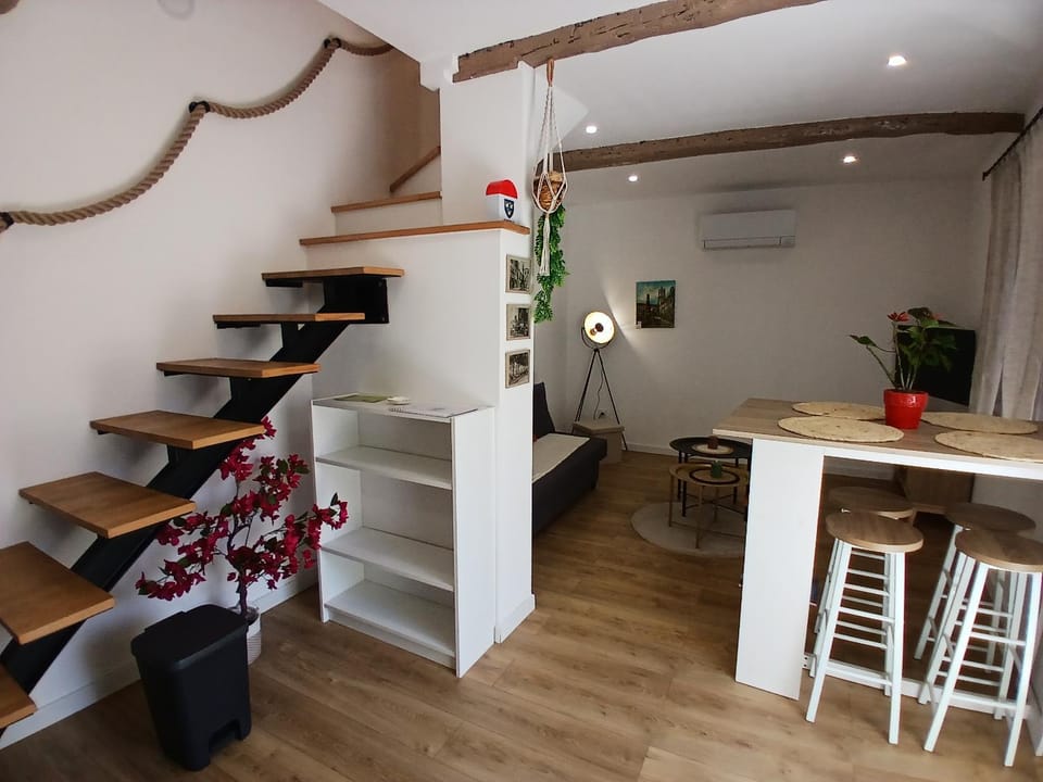 Maison cosy entre mer et garrigue House in Marseillan