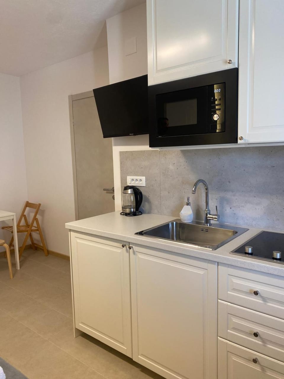 Cozy studio apartment for a restful vacation Apartment in Split-Dalmatia County