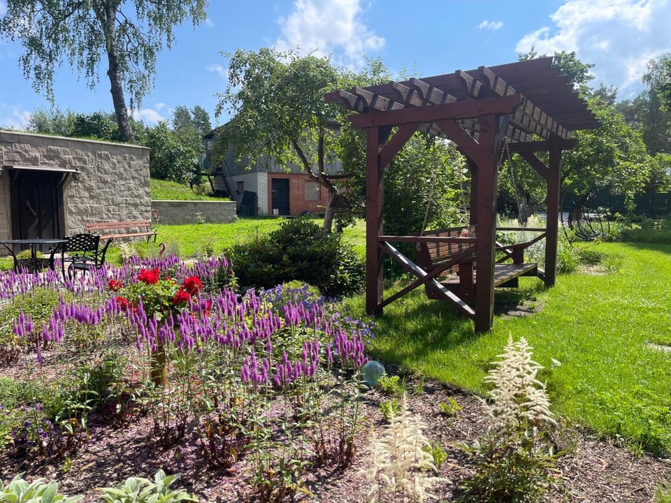 More Holiday Cottage M, 85 meters to the beach with large garden House in Jūrmala