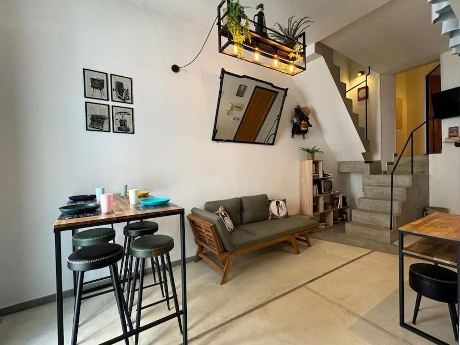 Backpackers House - Ballaró Apartment in Palermo