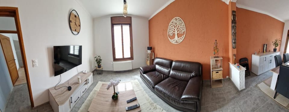 Communal lounge/ TV room, Living room, Seating area