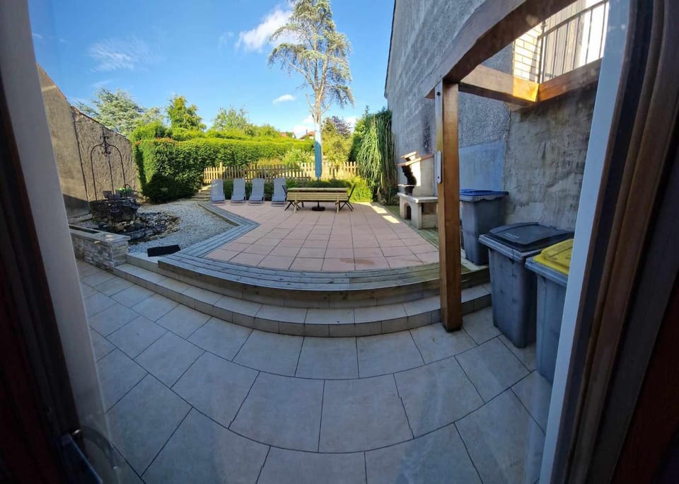 Garden, Balcony/Terrace
