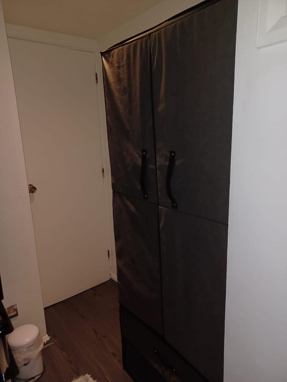 Byron View House R6 Vacation rental in Luton