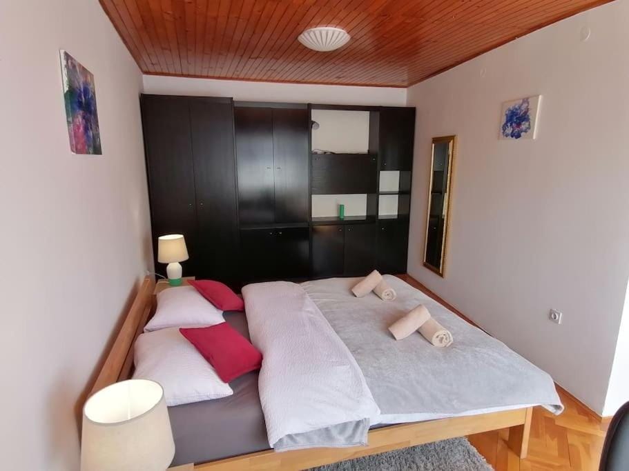 Cozy 1-bdrm apt in Dubec, ideal for work or study Apartment in City of Zagreb