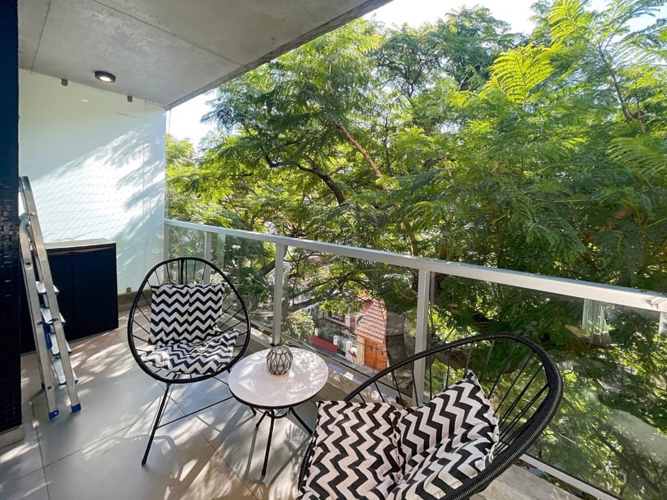 Balcony/Terrace, furniture