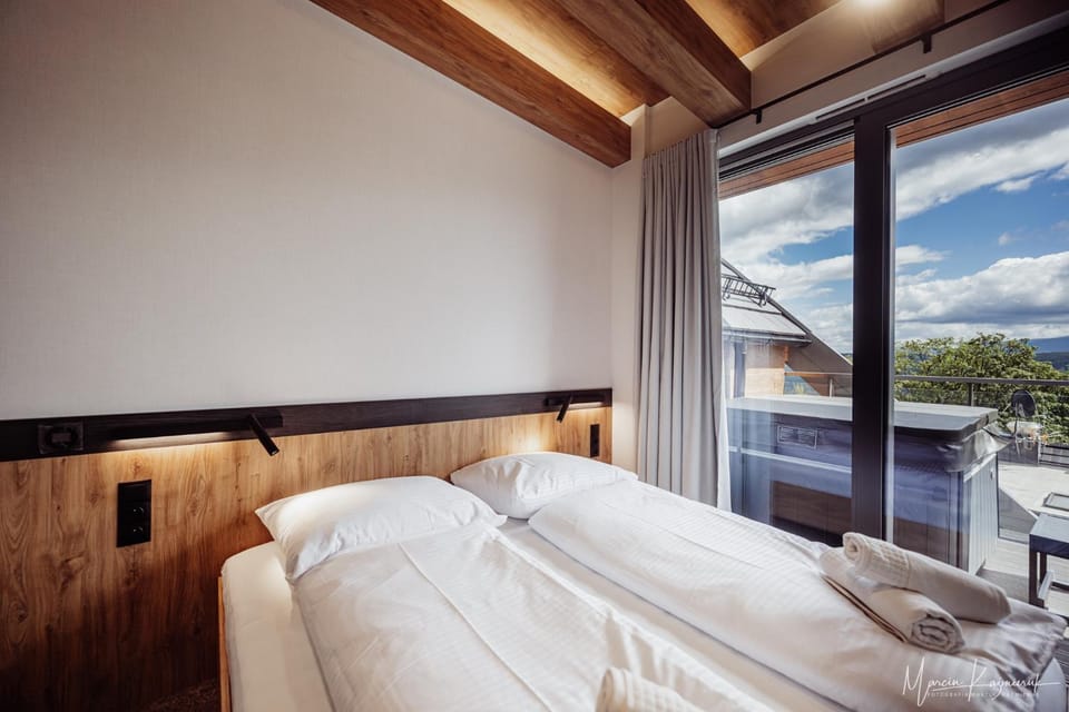 Bed, View (from property/room), Photo of the whole room, Bedroom, Mountain view